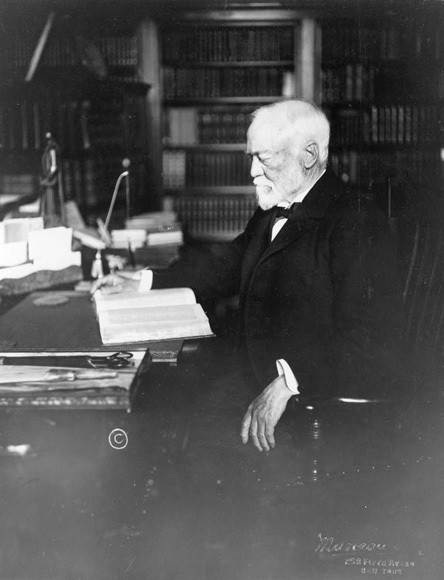 Andrew Carnegie - Ông là người giàu thứ 3 trong lịch sử thế giới